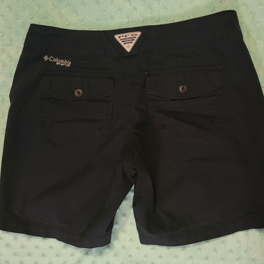 Columbia PFG shorts, size 8